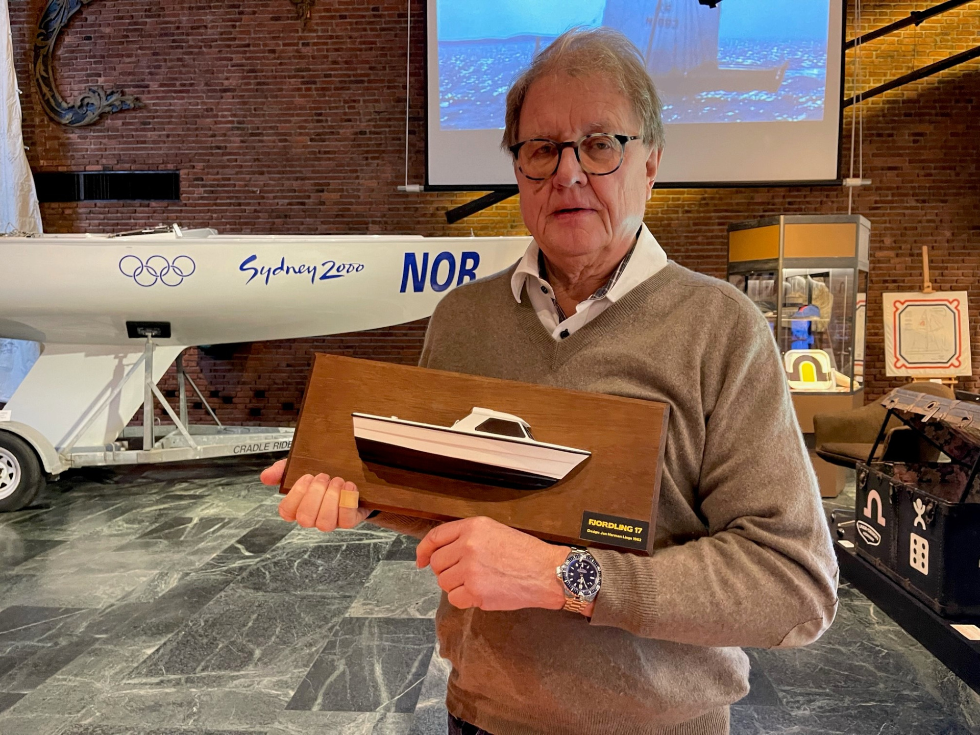 Bu, albatta, barcha birinchi marta va belanchak anal Ular olomon bilan mushukda tugatdilar